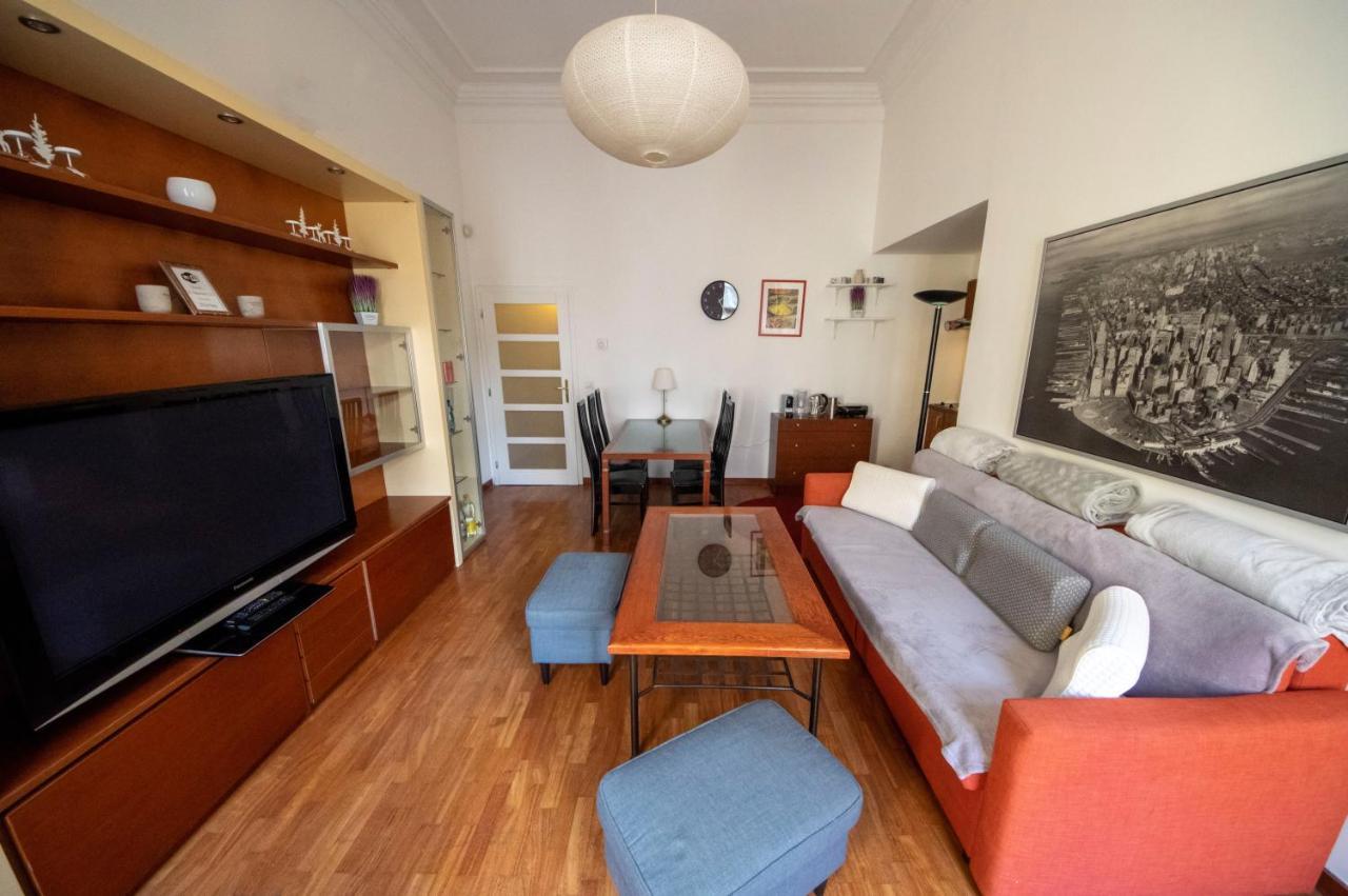 Autentic Apartments Platnerska Prague Exterior photo