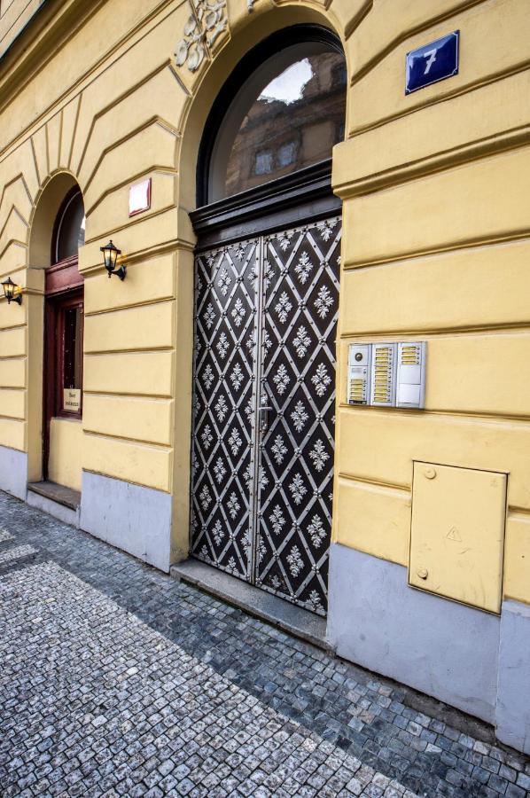 Autentic Apartments Platnerska Prague Exterior photo
